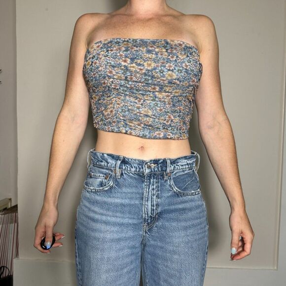 Altar'd State Blue Floral Strapless Crop Top Size Medium - Picture 1 of 4